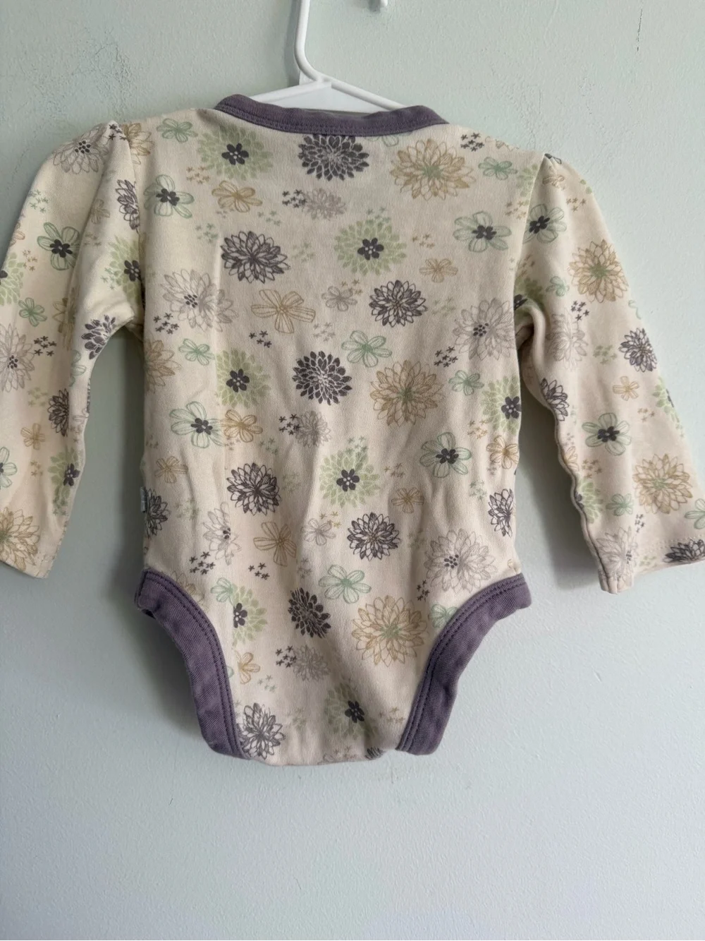 Finn + Emma Organic Cotton Long -Sleeve Floral One-Piece Bodysuit